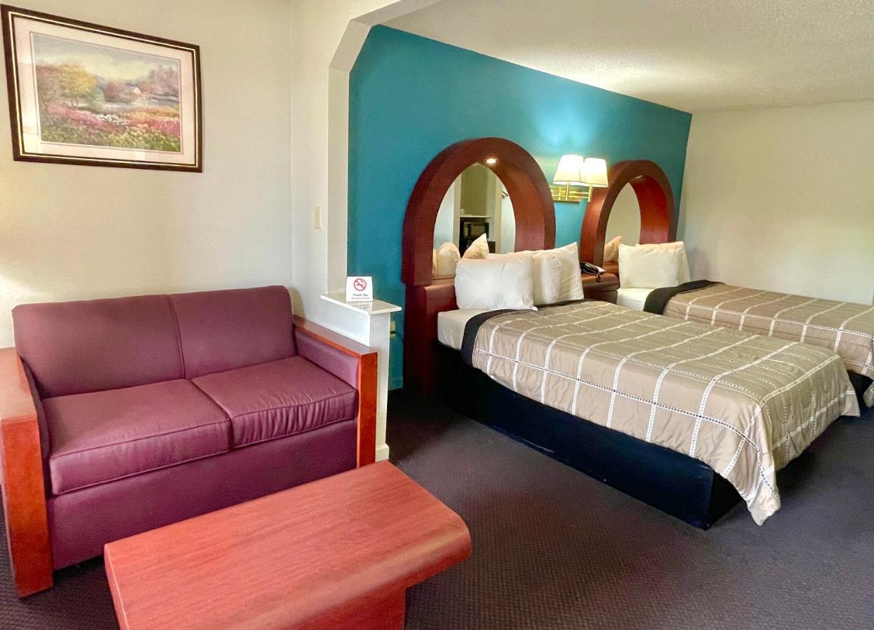 Luxury Inn & Suites Selma Exterior foto