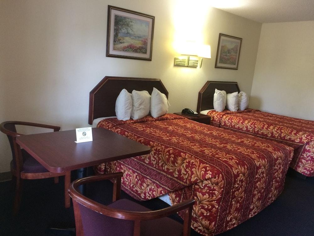 Luxury Inn & Suites Selma Exterior foto
