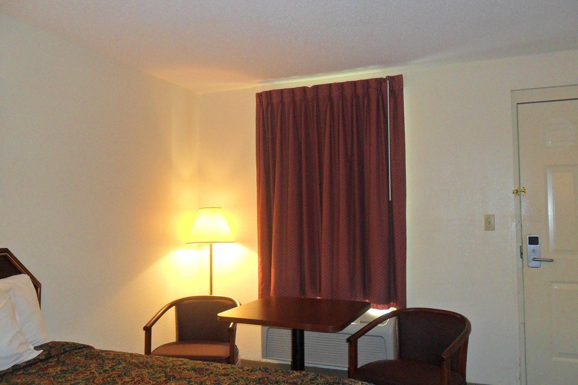 Luxury Inn & Suites Selma Zimmer foto
